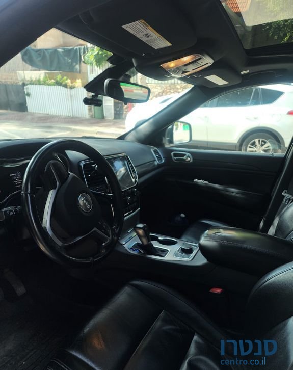 2021' Jeep Grand Cherokee ג'יפ גרנד צ'ירוקי photo #3