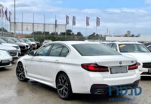 2021' BMW 5 Series ב.מ.וו סדרה 5 photo #2