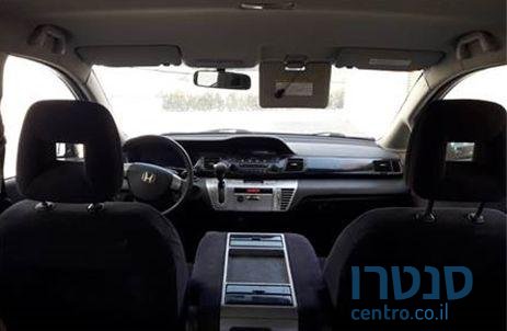 2008' Honda FR-V הונדה photo #4