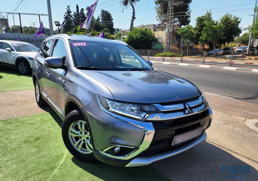 2017' Mitsubishi Outlander מיצובישי אאוטלנדר photo #6