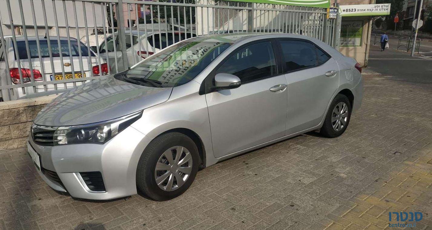 2015' Toyota Corolla טויוטה קורולה photo #2