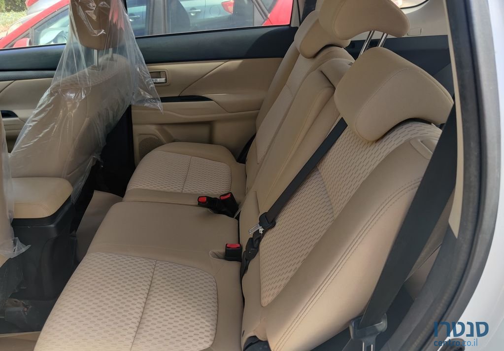 2014' Mitsubishi Outlander מיצובישי אאוטלנדר photo #6