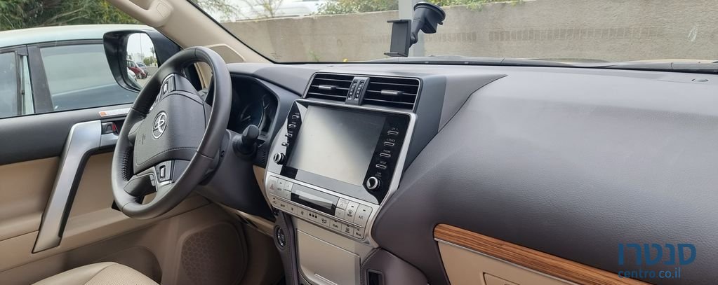2022' Toyota Land Cruiser טויוטה לנד קרוזר photo #3