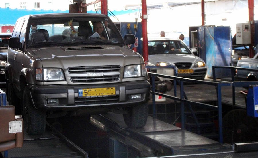 מכה לנהגים בישראל: זינוק חד בתשלומים לטסטים במכוני הרישוי