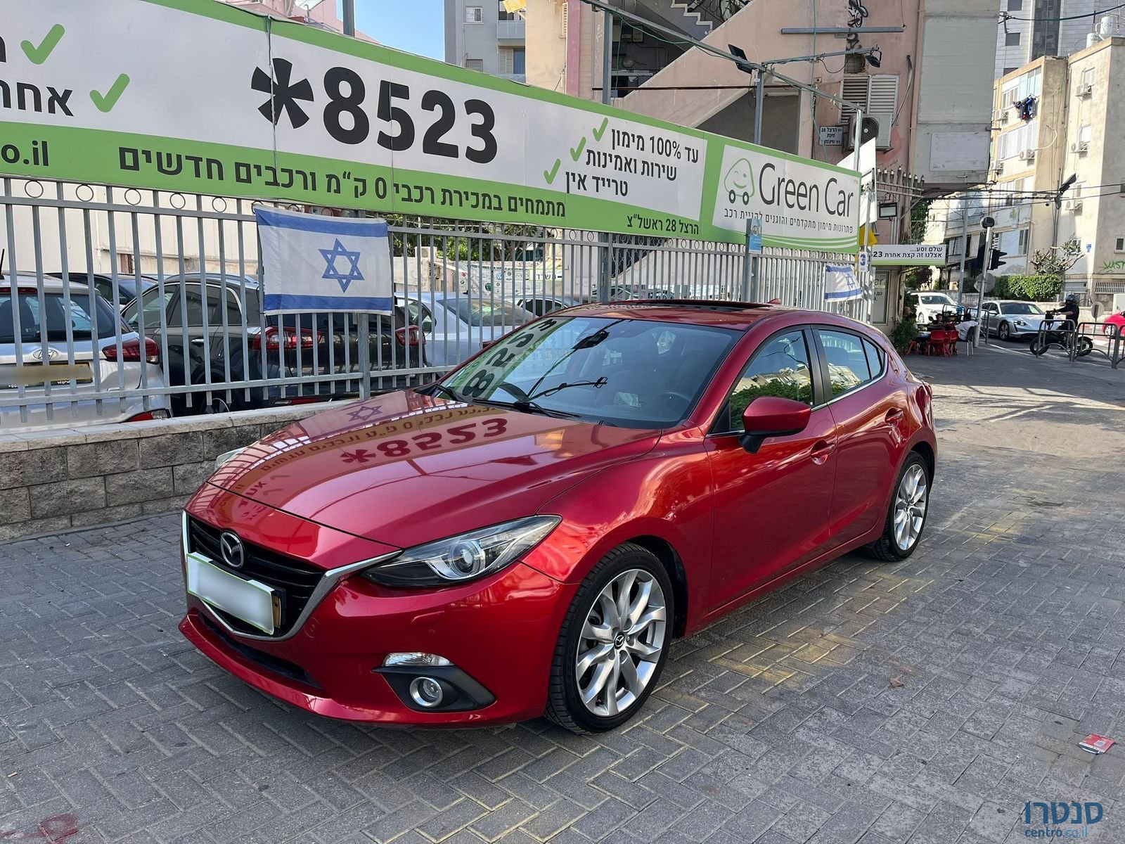 2017' Mazda 3 photo #1