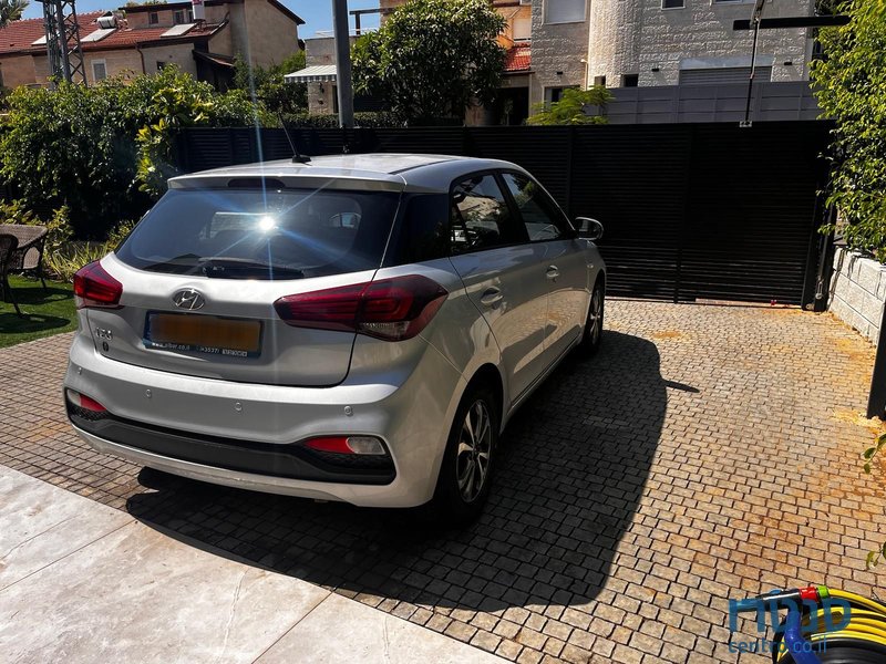 2019' Hyundai i20 יונדאי photo #2