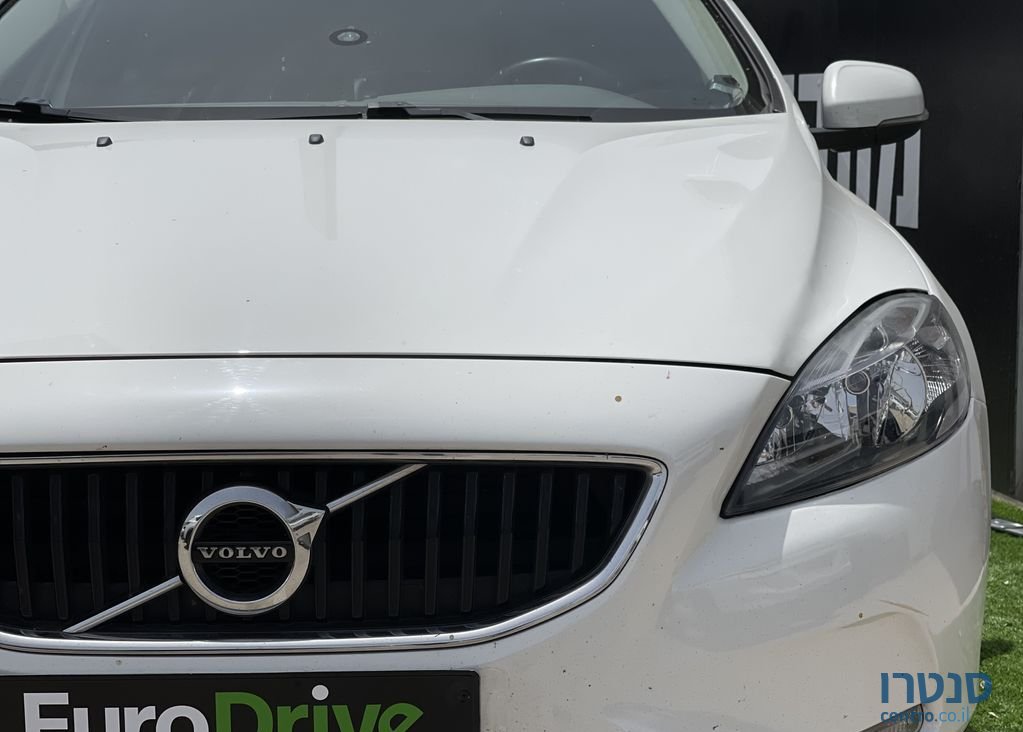 2016' Volvo V40 וולוו photo #1