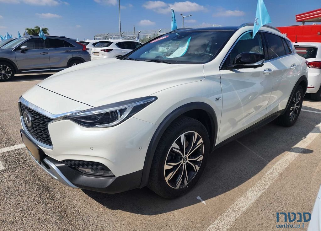 2019' Infiniti QX30 אינפיניטי photo #2