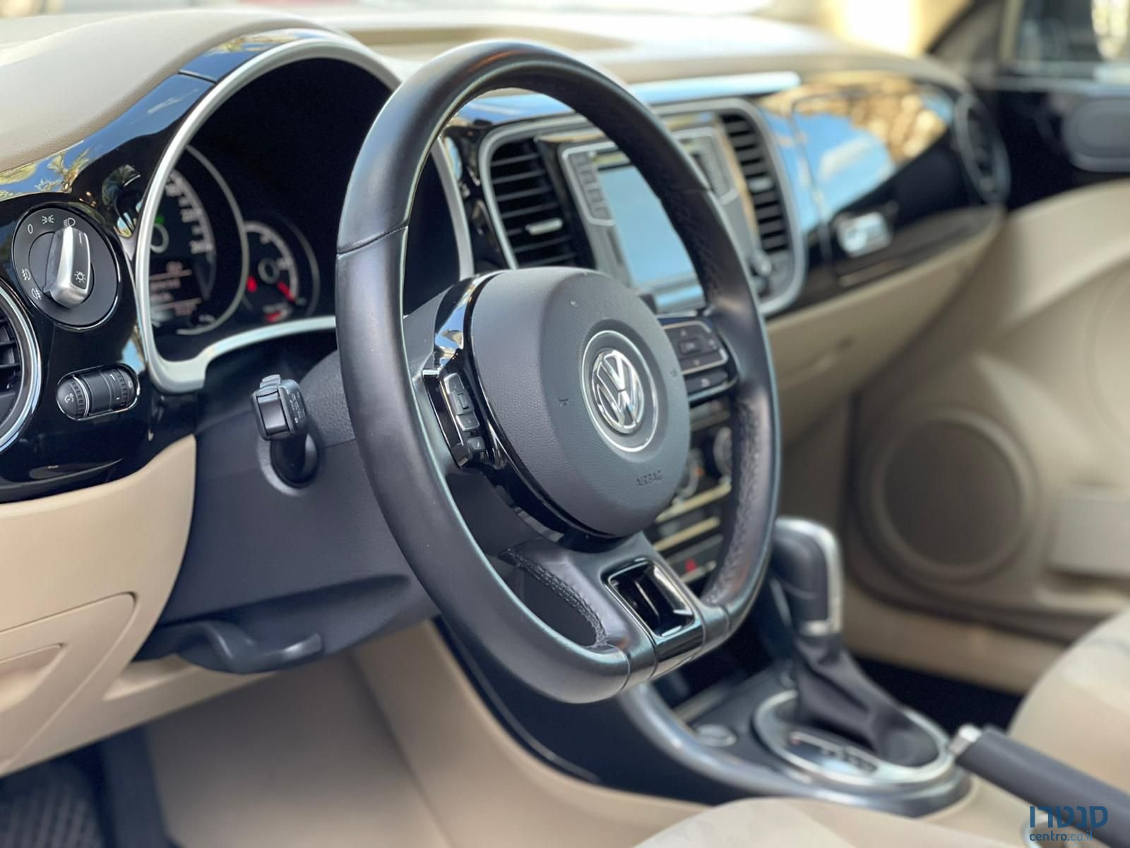 2018' Volkswagen Beetle פולקסווגן חיפושית photo #2