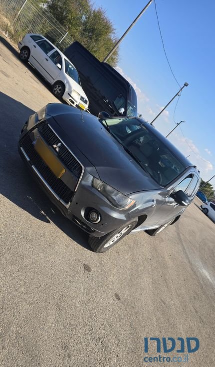 2011' Mitsubishi Outlander מיצובישי אאוטלנדר photo #5