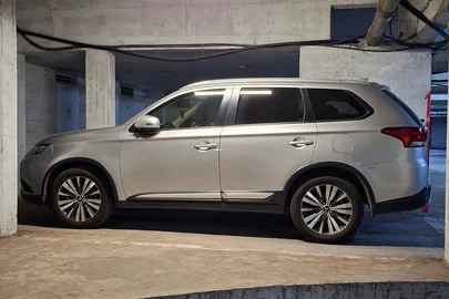 2019' Mitsubishi Outlander מיצובישי אאוטלנדר