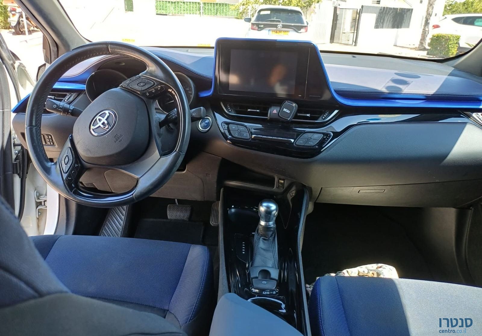 2018' Toyota C-HR טויוטה photo #4