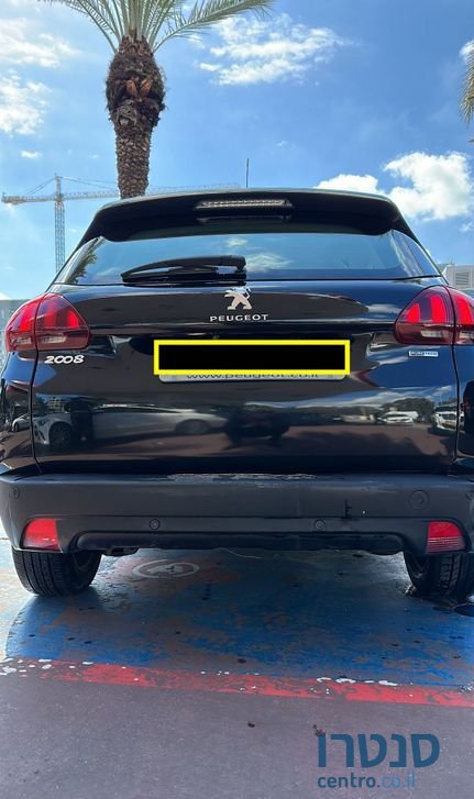 2017' Peugeot 2008 פיג'ו photo #4