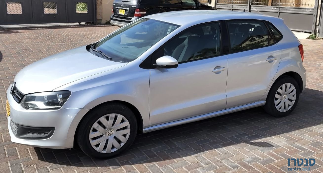2011' Volkswagen Polo פולקסווגן פולו photo #3