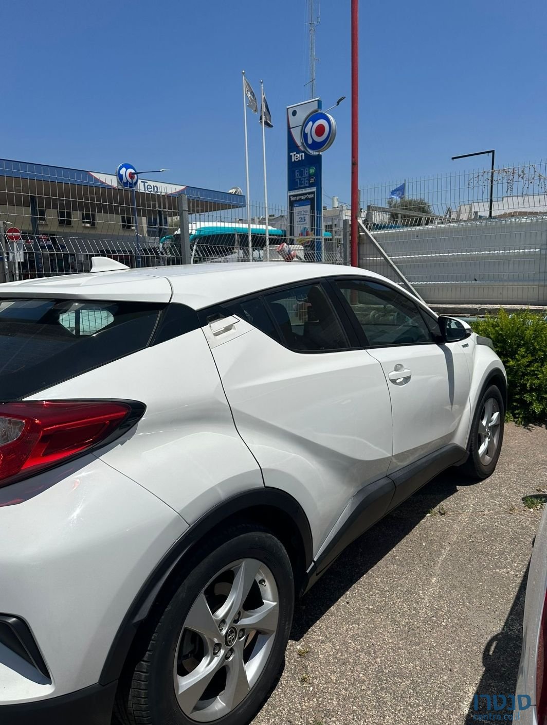 2018' Toyota C-HR טויוטה photo #2