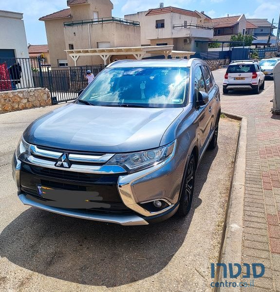 2018' Mitsubishi Outlander מיצובישי אאוטלנדר photo #2