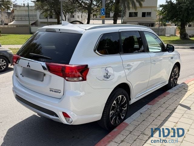 2018' Mitsubishi Outlander מיצובישי אאוטלנדר photo #6
