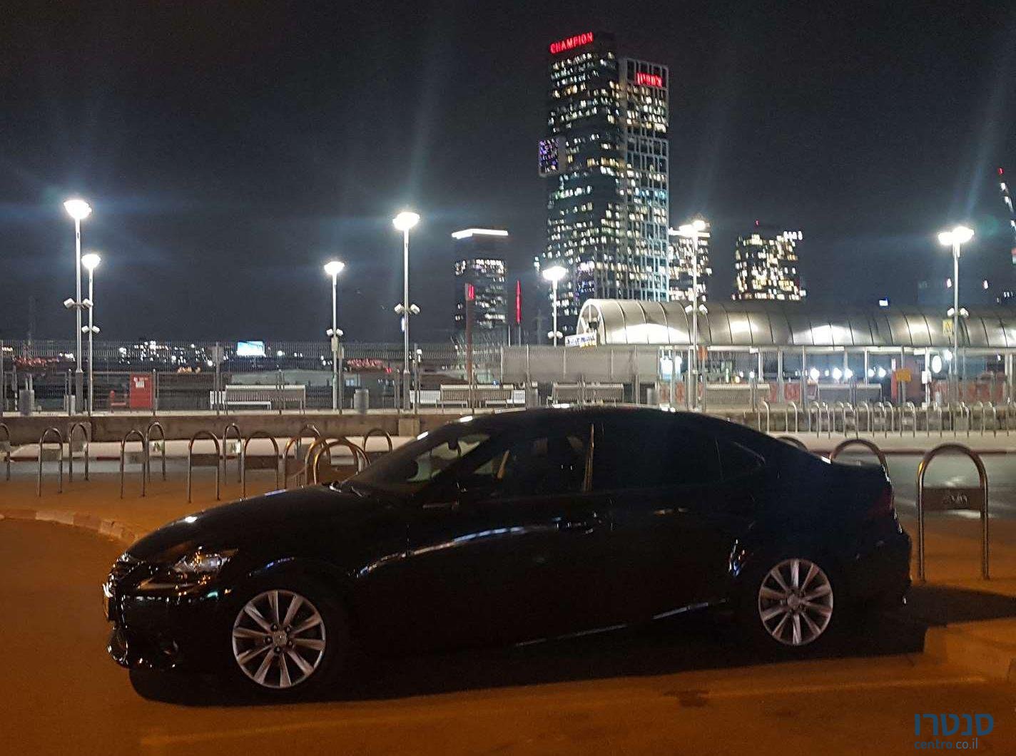 2014' Lexus Is300H לקסוס Is300H photo #1