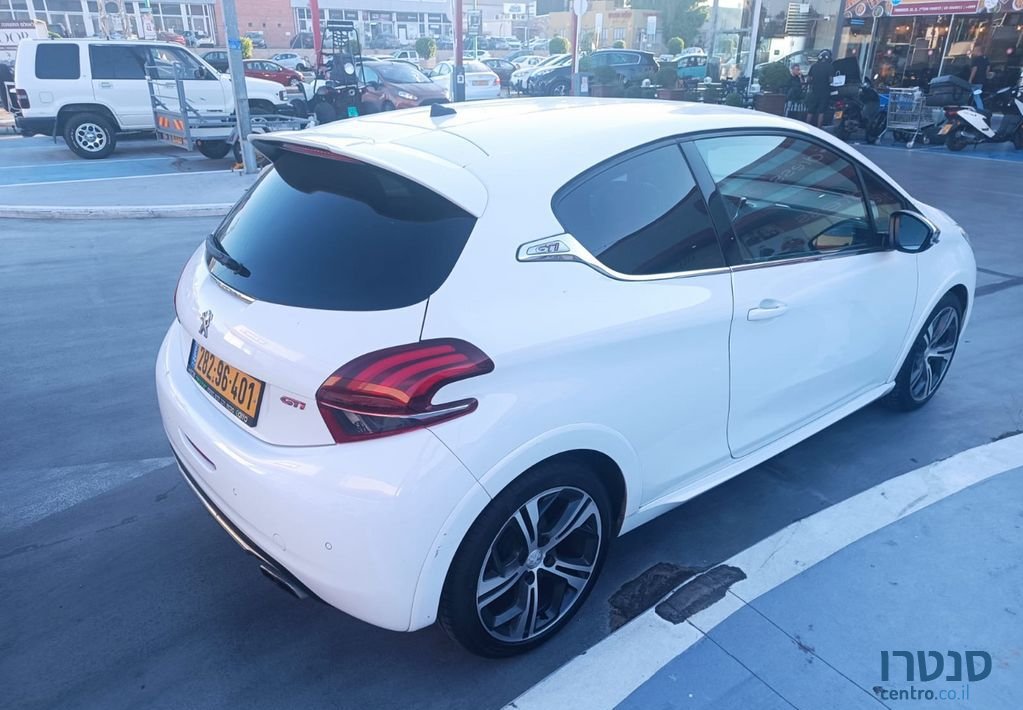 2018' Peugeot 208 Gti פיג'ו photo #4