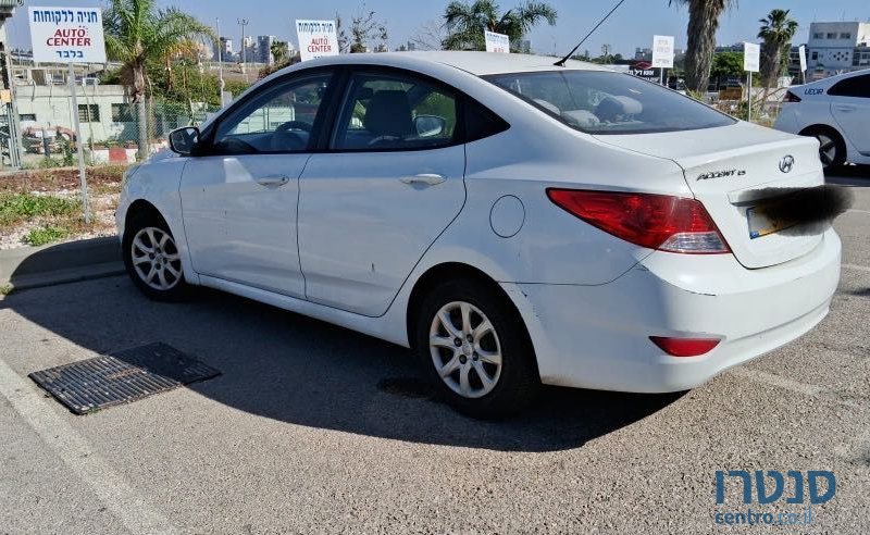 2014' Hyundai i25 יונדאי photo #2