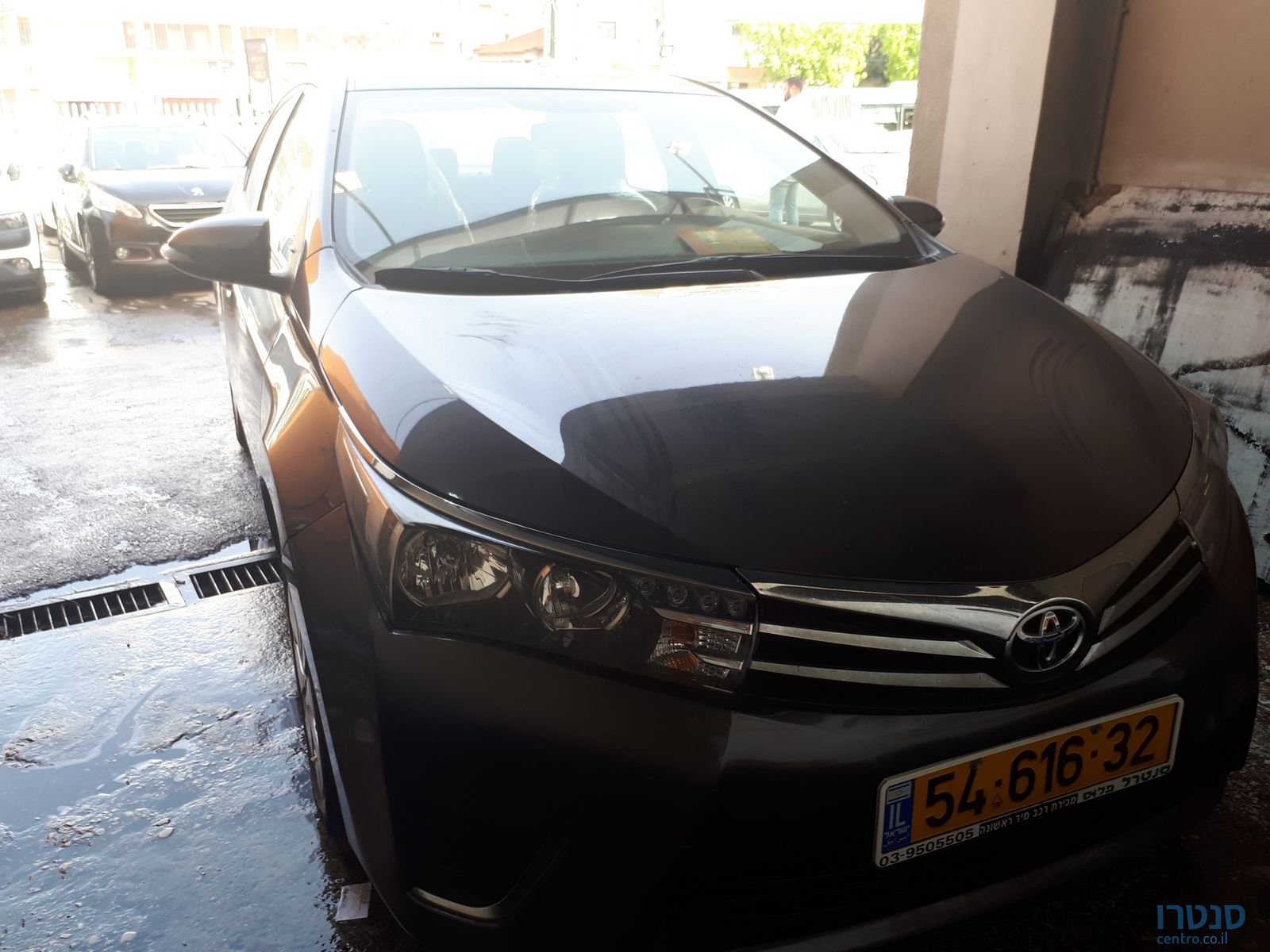 2015' Toyota Corolla photo #3