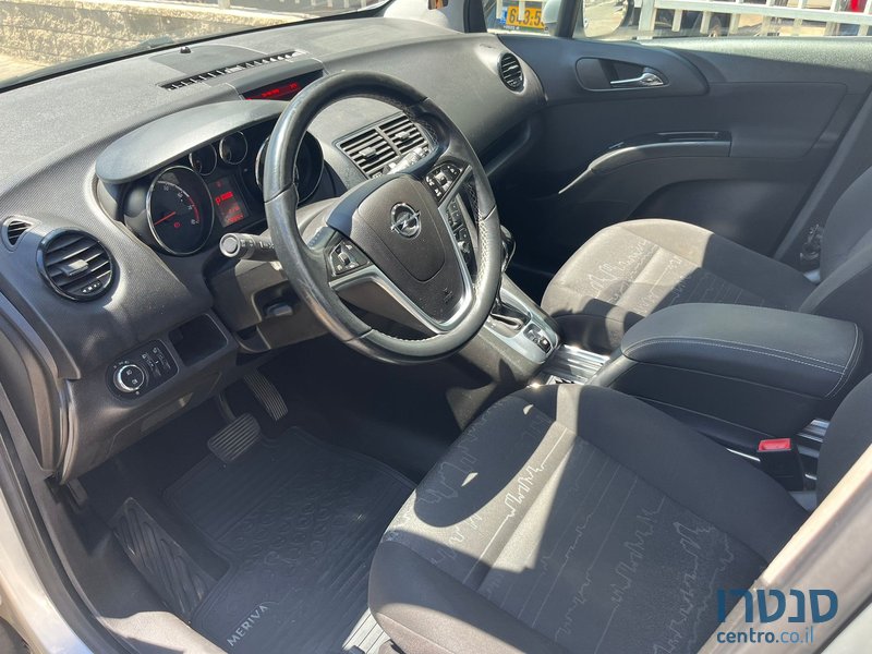 2015' Opel Meriva photo #2