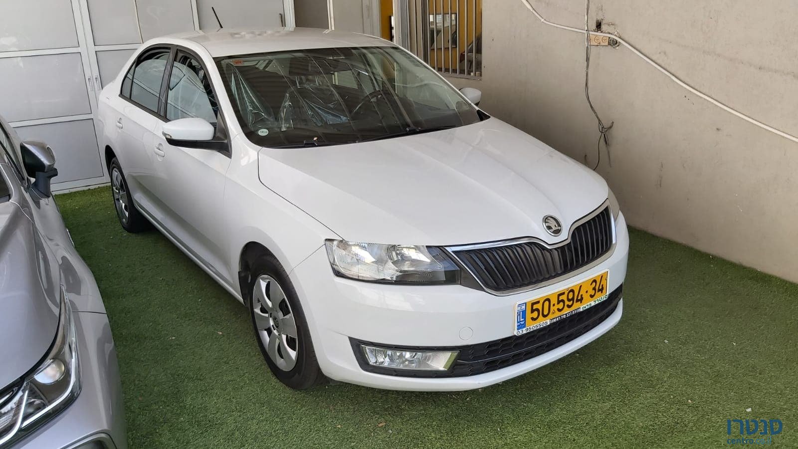 2014' Skoda Rapid photo #1