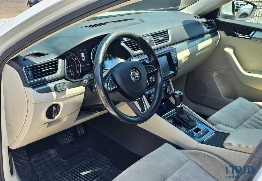 2016' Skoda Superb סקודה סופרב photo #5