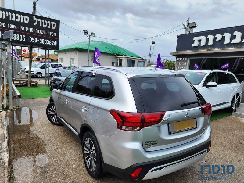 2019' Mitsubishi Outlander מיצובישי אאוטלנדר photo #6