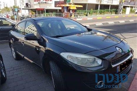 2011' Renault Fluence photo #1