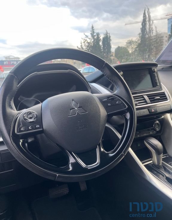 2019' Mitsubishi Eclipse מיצובישי אקליפס קרוס photo #2