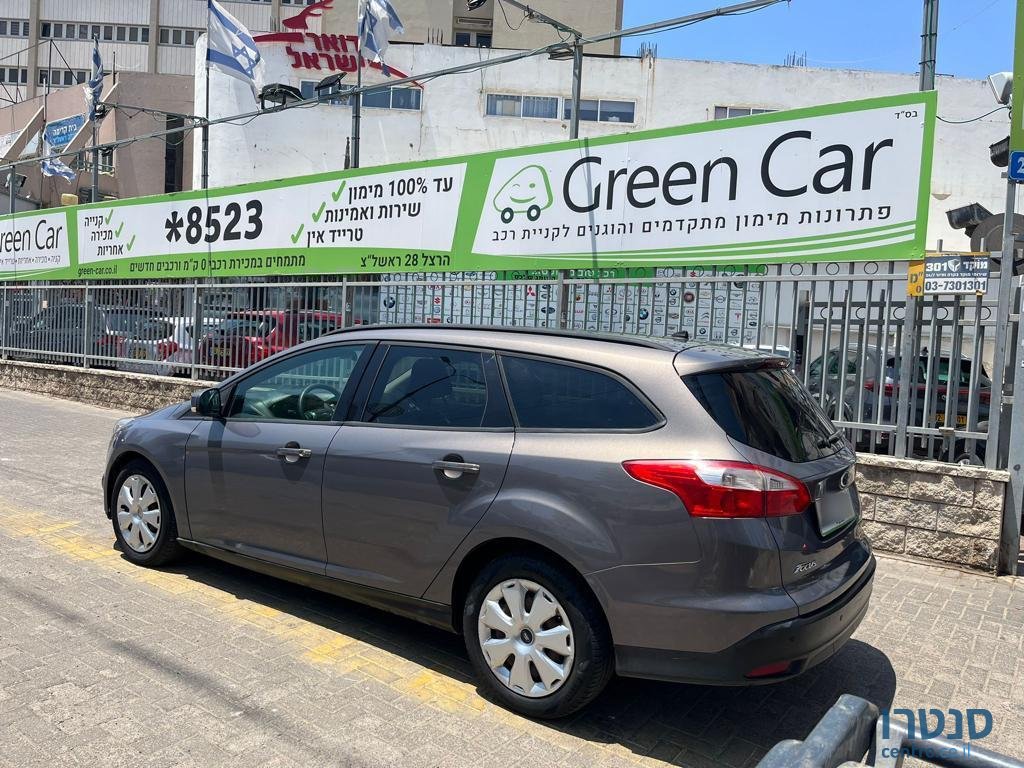 2013' Ford Focus photo #4