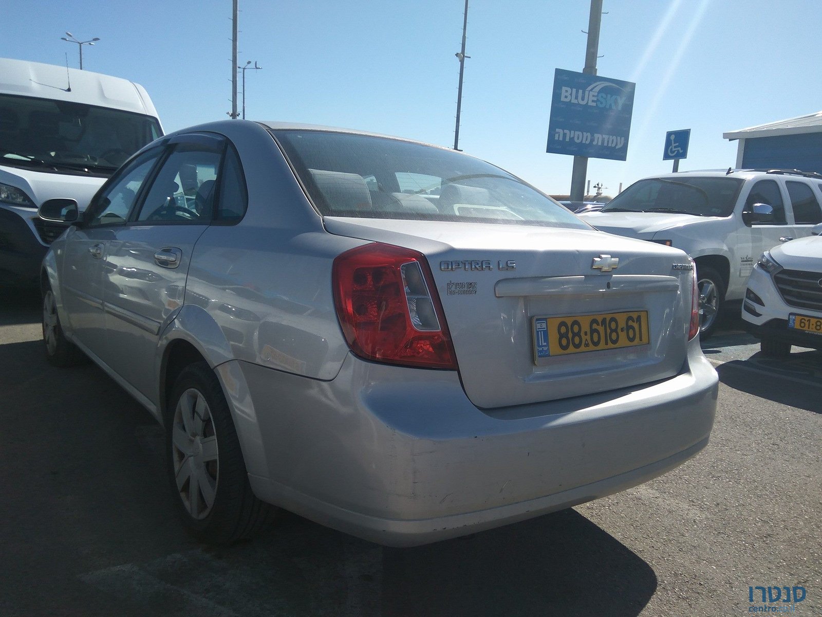 2007' Chevrolet Optra photo #6