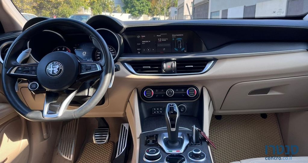 2021' Alfa Romeo Stelvio אלפא רומיאו סטלביו photo #5