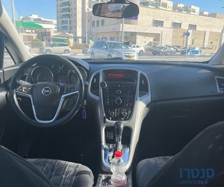 2012' Opel Astra אופל אסטרה photo #6