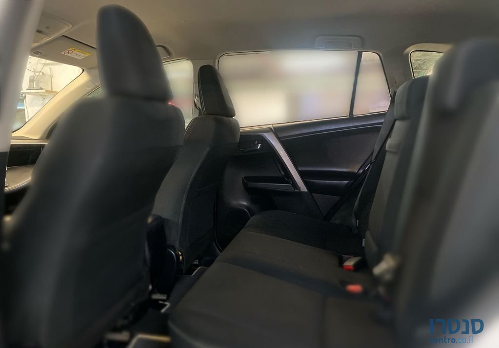 2018' Toyota RAV4 טויוטה photo #3