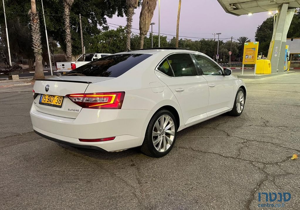 2016' Skoda Superb סקודה סופרב photo #5