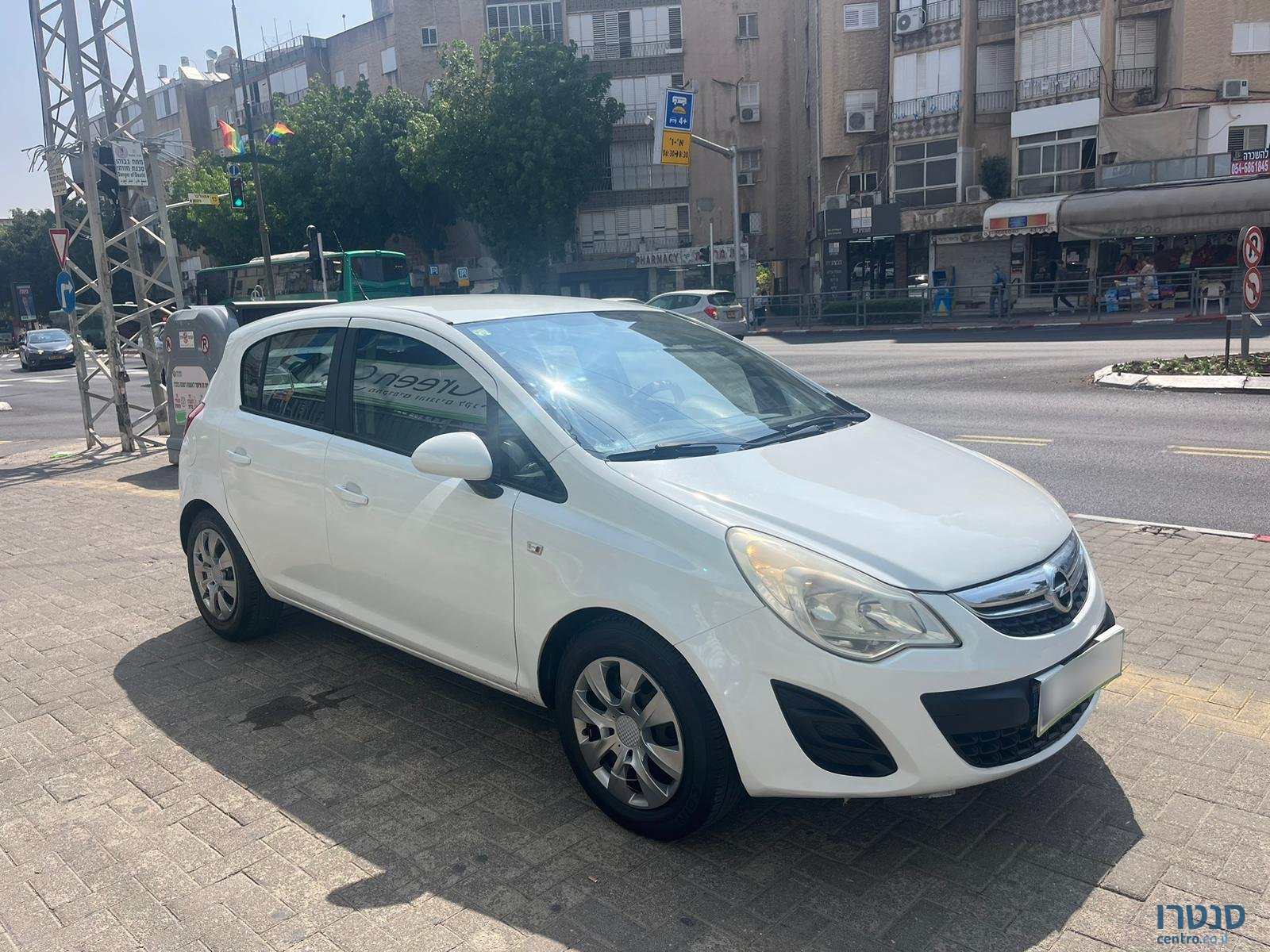 2014' Opel Corsa photo #5