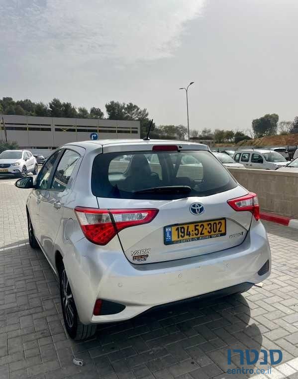 2020' Toyota Yaris טויוטה יאריס photo #5