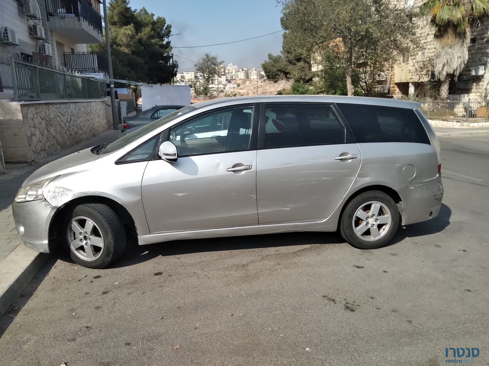 2010' Mitsubishi Grandis מיצובישי גרנדיס photo #4