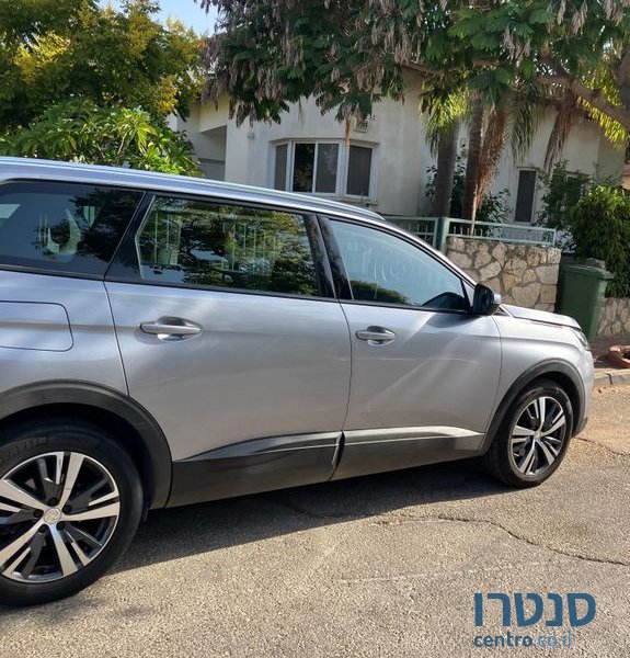 2021' Peugeot 5008 פיג'ו photo #4