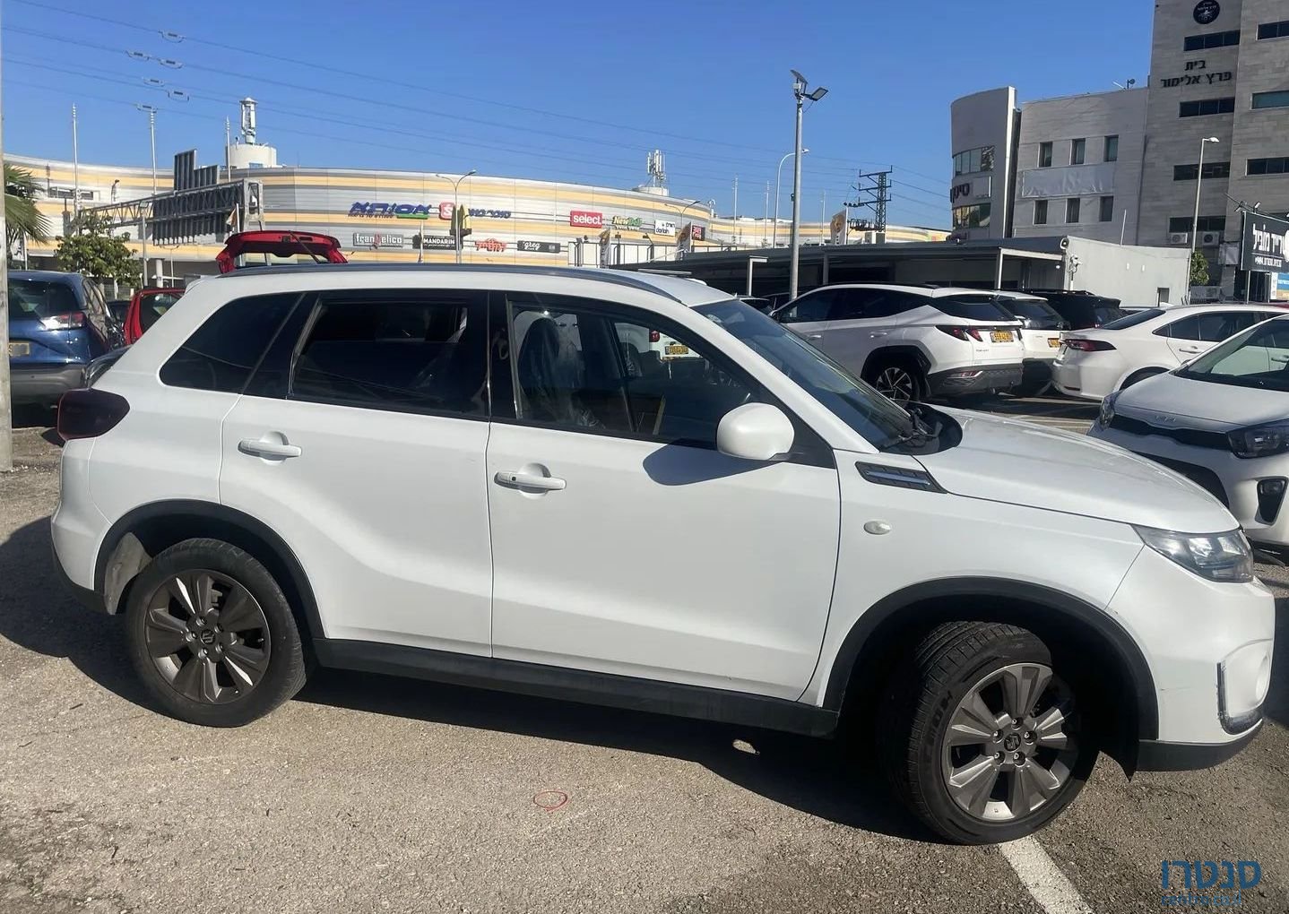 2022' Suzuki Vitara סוזוקי ויטרה photo #2