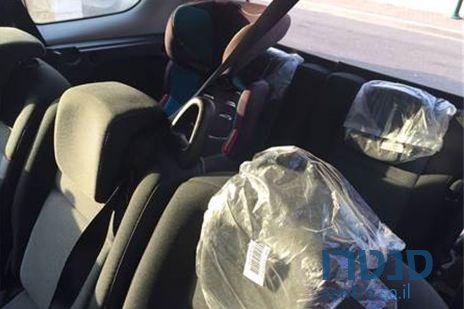 2016' Renault Grand Scenic photo #1