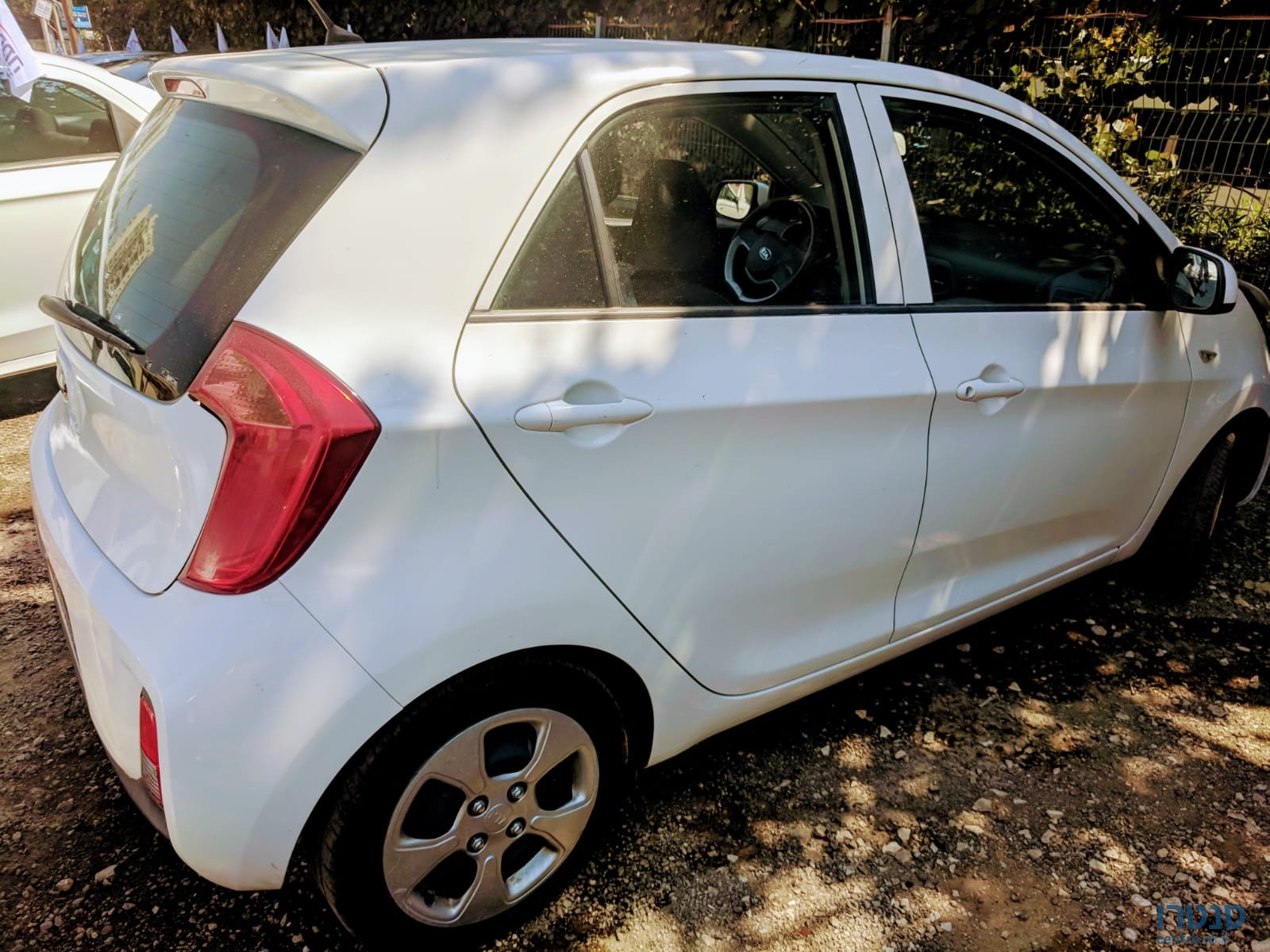 2015' Kia Picanto photo #2