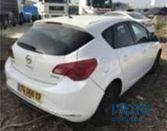 2012' Opel Astra אופל אסטרה photo #1