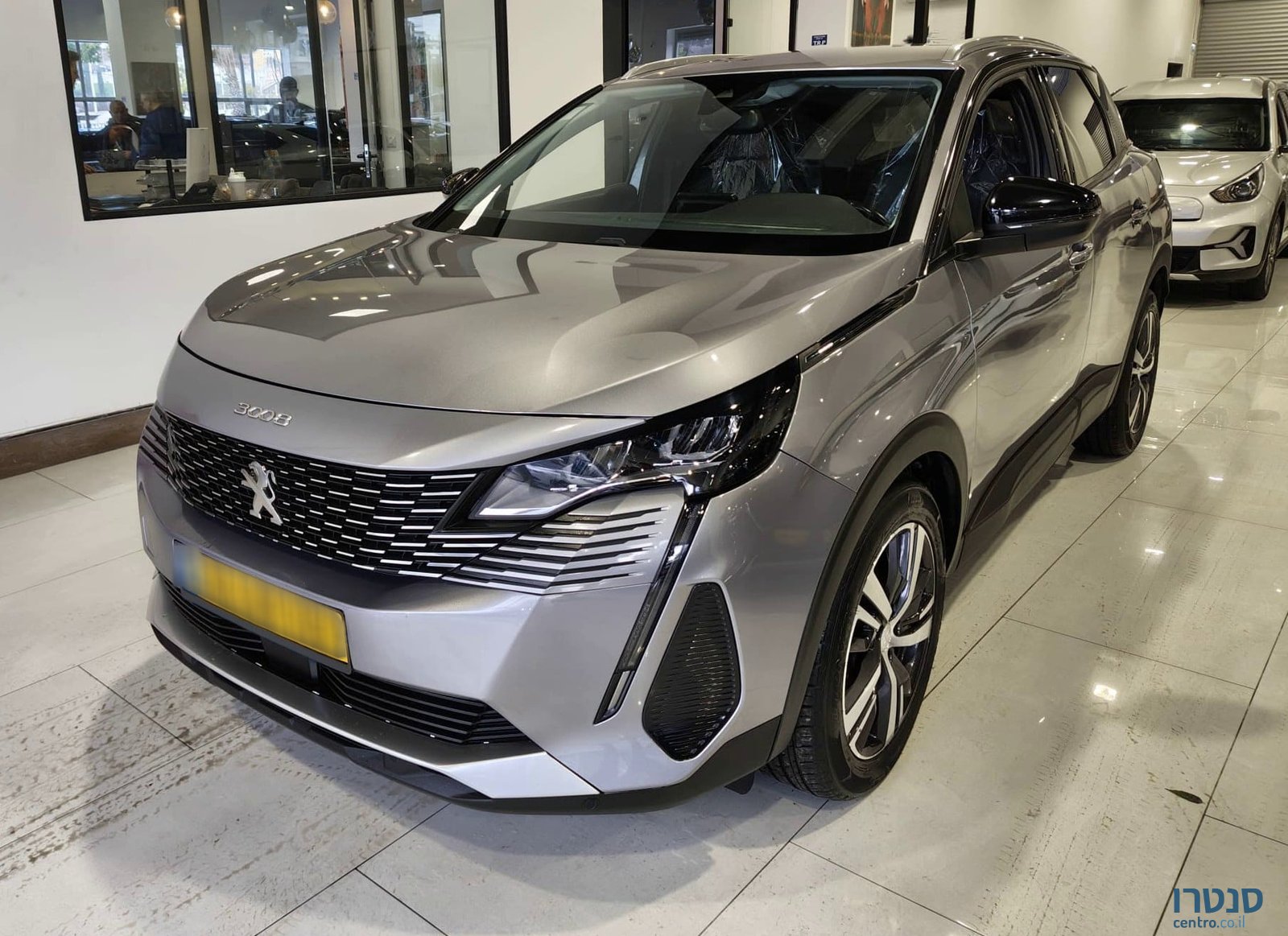 2022' Peugeot 3008 photo #2