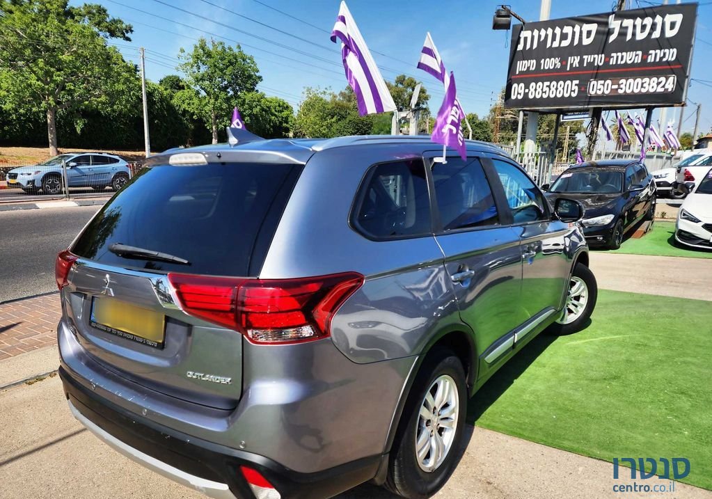 2017' Mitsubishi Outlander מיצובישי אאוטלנדר photo #3