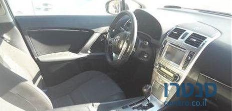 2012' Toyota Avensis טויוטה אונסיס photo #1
