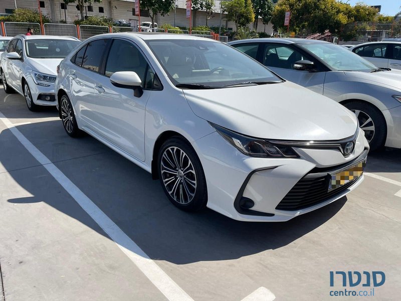 2020' Toyota Corolla Sun photo #1