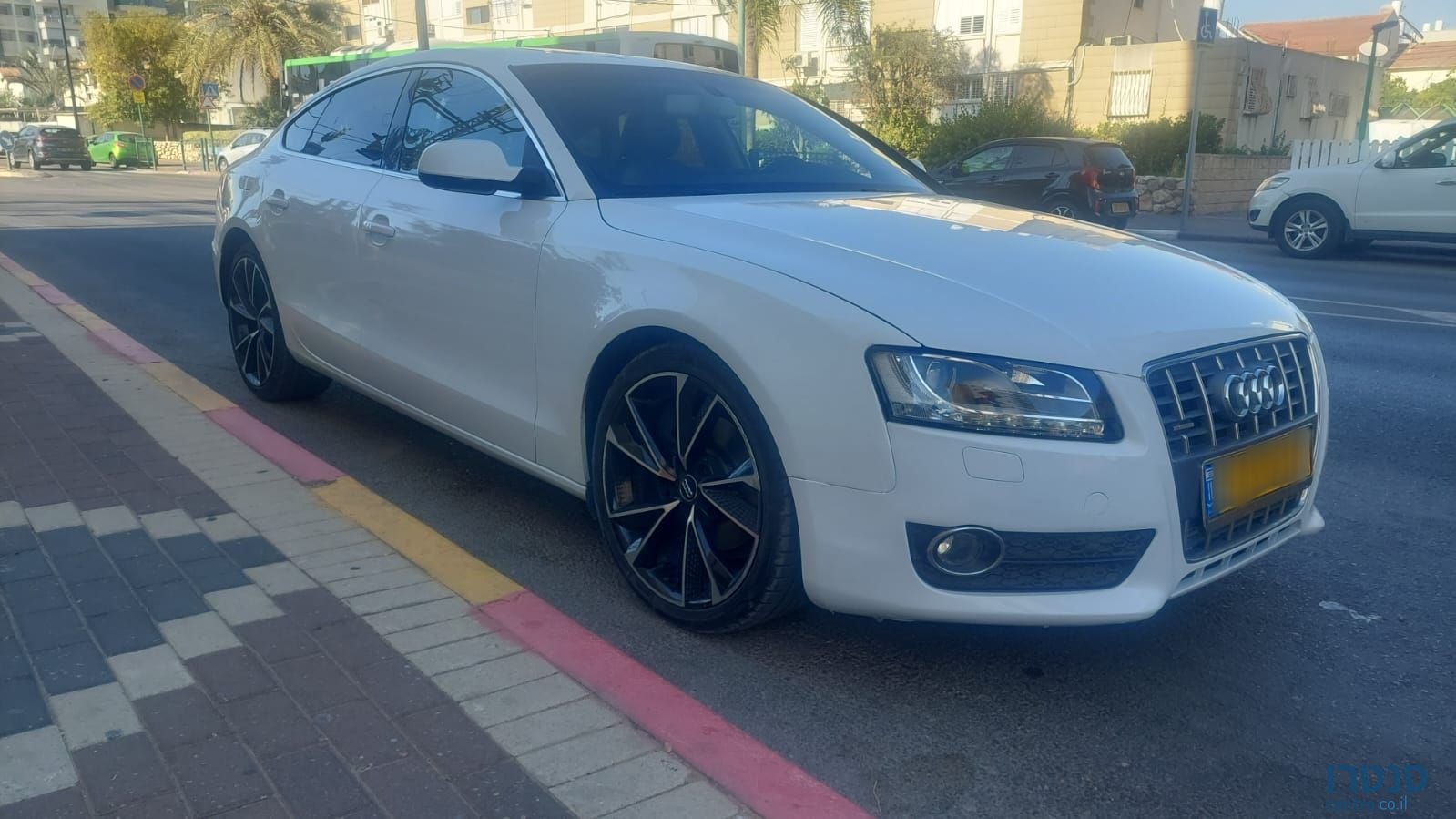 2011' Audi A5 אאודי photo #2